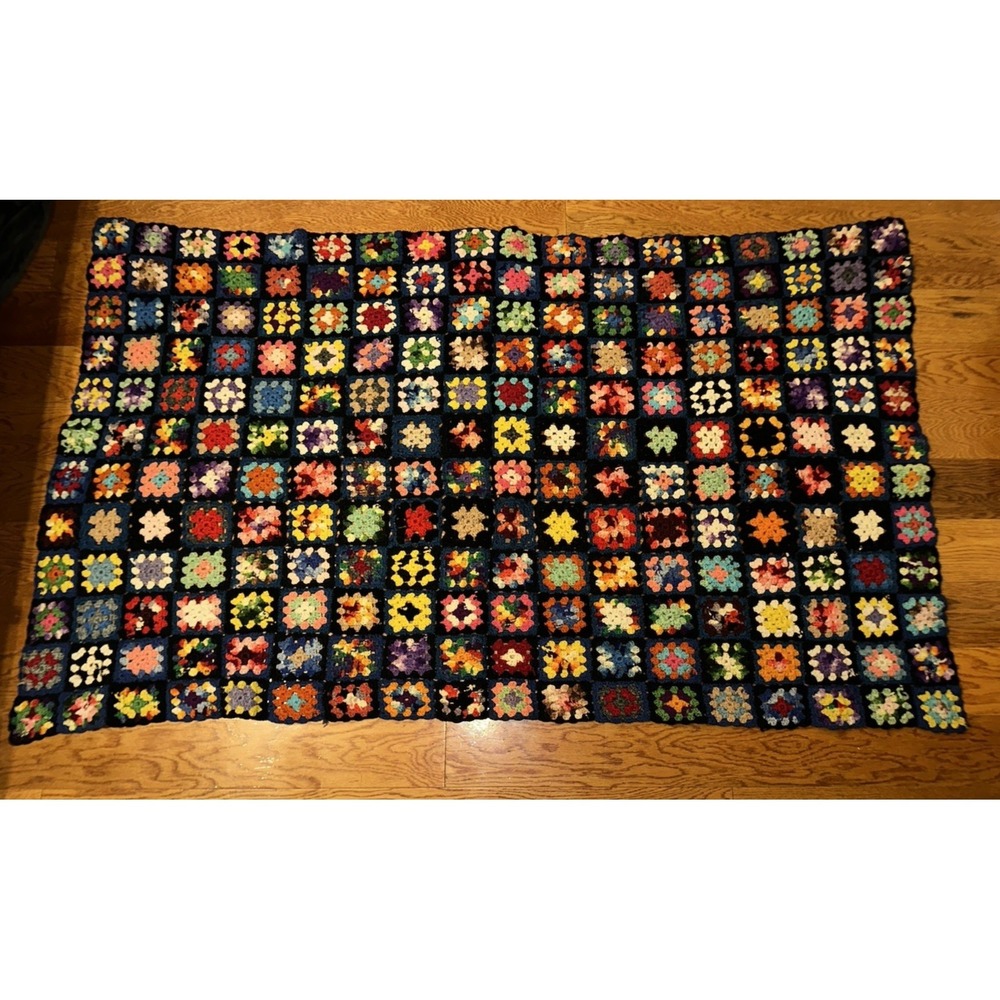 VTG 60's Colorful Granny Square Crochet Afghan Blanket Wool 41"‎ x 66" Roseanne